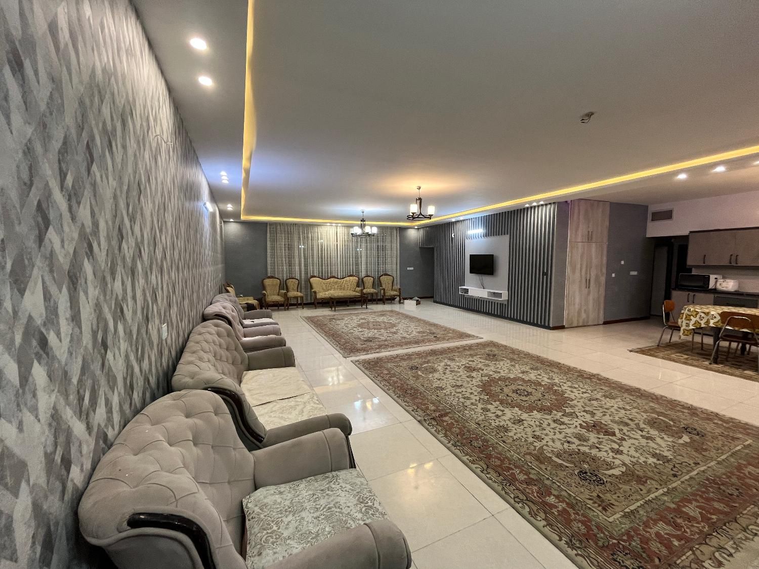 عطا وی ای پی ۶|اجارهٔ کوتاهمدت ویلا و باغ|مشهد, سجاد شهر|دیوار