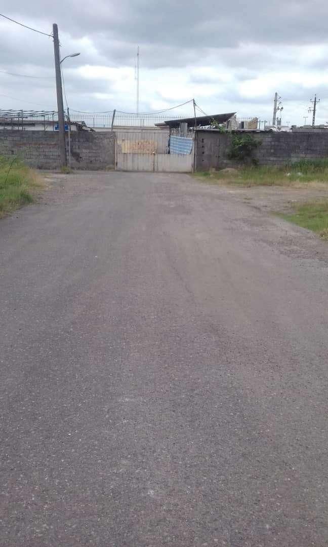 زمین سنددار با مجوز ساخت در ابتدای ورودی رشت-تهران|فروش زمین و ملک کلنگی|رشت, بیجارپس|دیوار