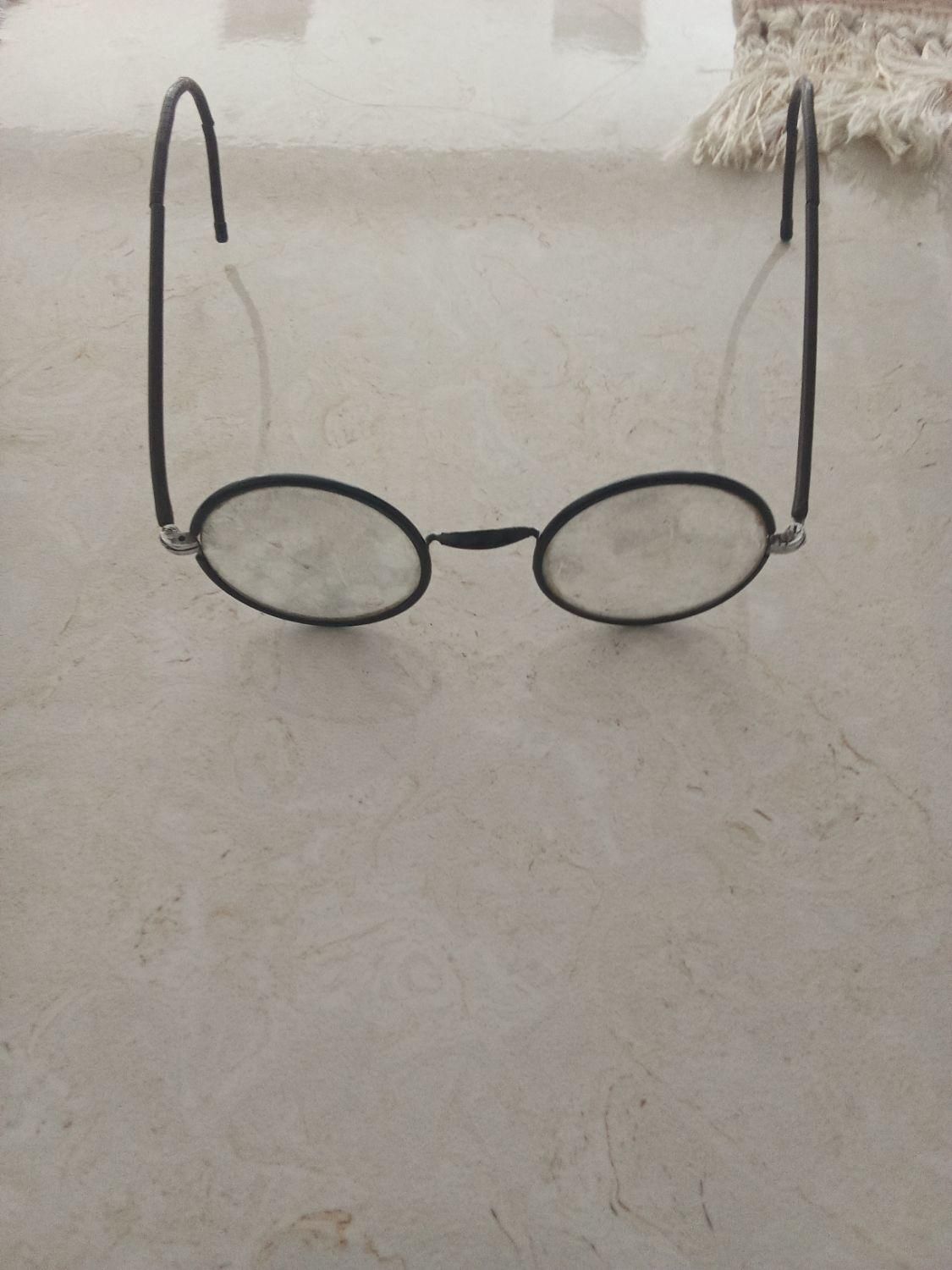 عینک قدیمی Sun Goggles|کلکسیون اشیاء عتیقه|مرودشت, پشت سایپا‎|دیوار