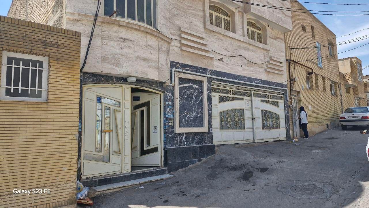 اجاره آپارتمان روزانه/هفتگی/ماهانه فضیلت|اجارهٔ کوتاه‌مدت آپارتمان و سوئیت|شیراز, هفت تنان|دیوار