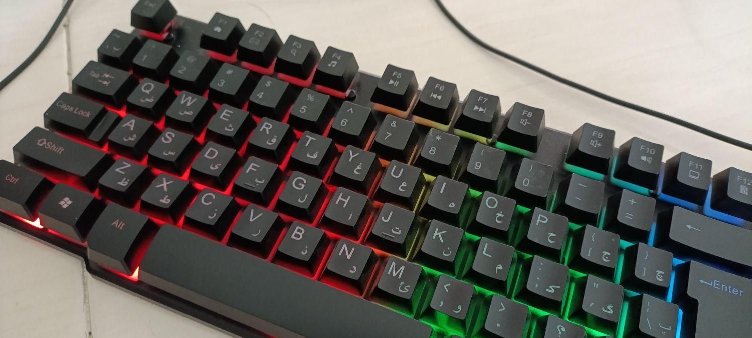 کیبرد گیمینگ ار جی بی  (RGB)|کنسول، بازی ویدئویی و آنلاین|پرند, |دیوار