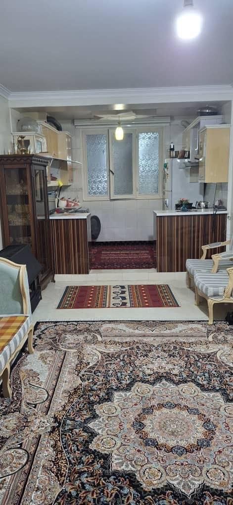 ۵۳ متر طبقه سوم با پارکینگ|اجارهٔ آپارتمان|تهران, نبی اکرم(ص)|دیوار