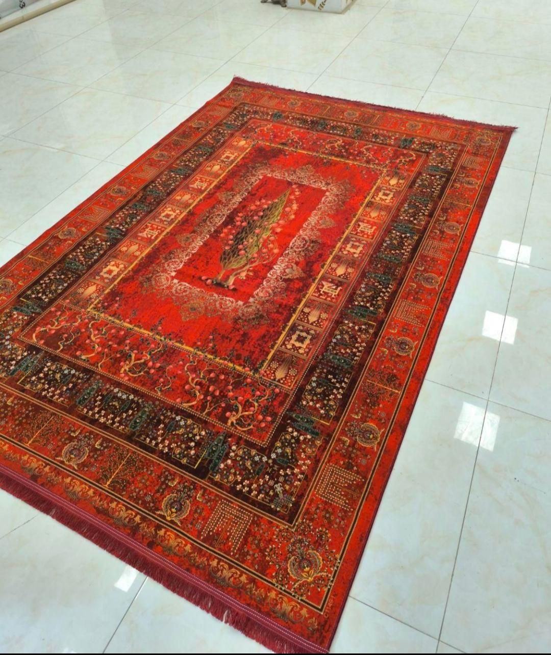 فرش گلشن نقش باغبان 1200شانه|فرش|شیراز, شهرک سراج‎|دیوار