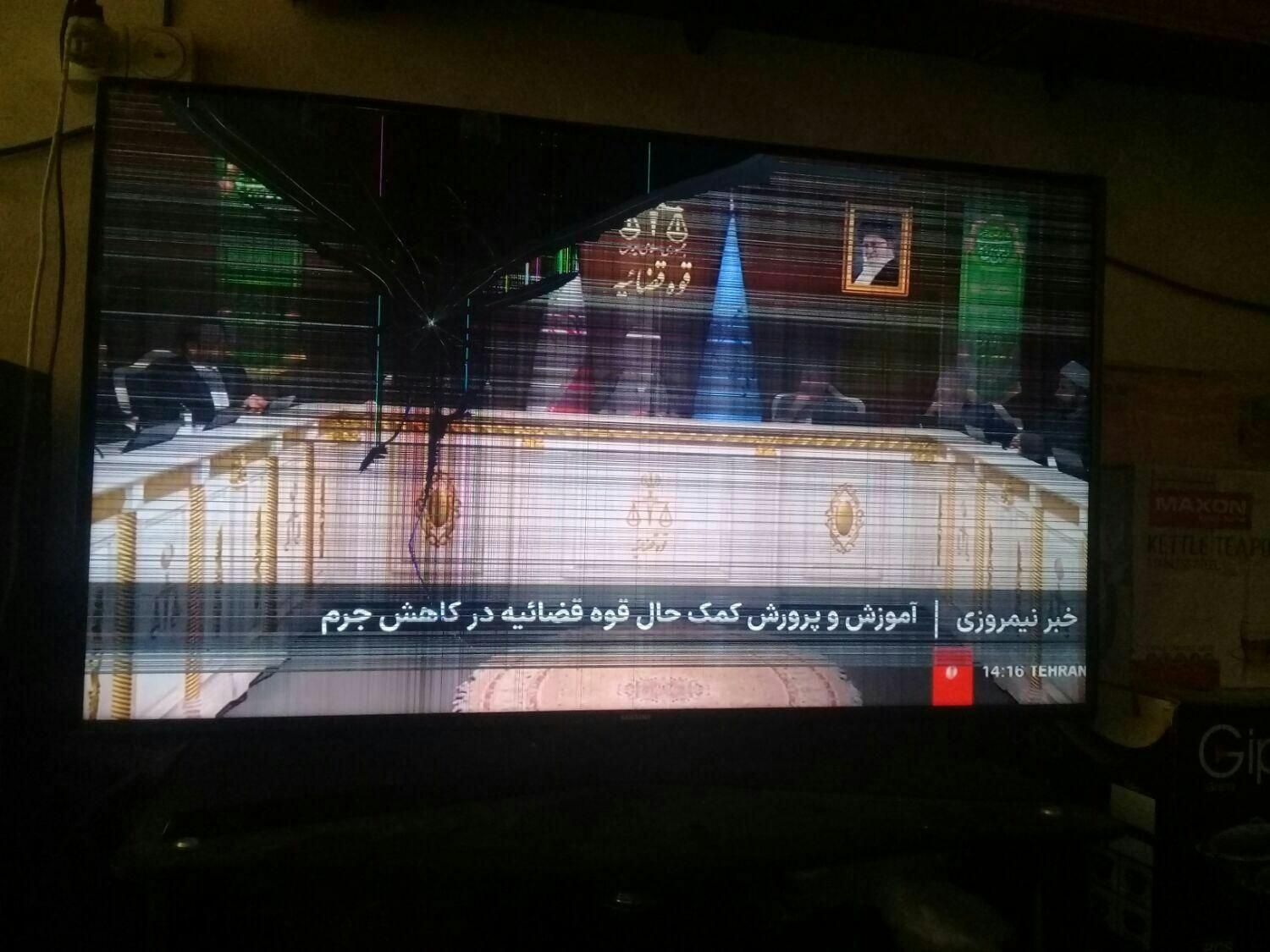 تلویزیون ال ای دی سامسونگ ۴۰ اینج .ایوان|تلویزیون و پروژکتور|ایلام, |دیوار