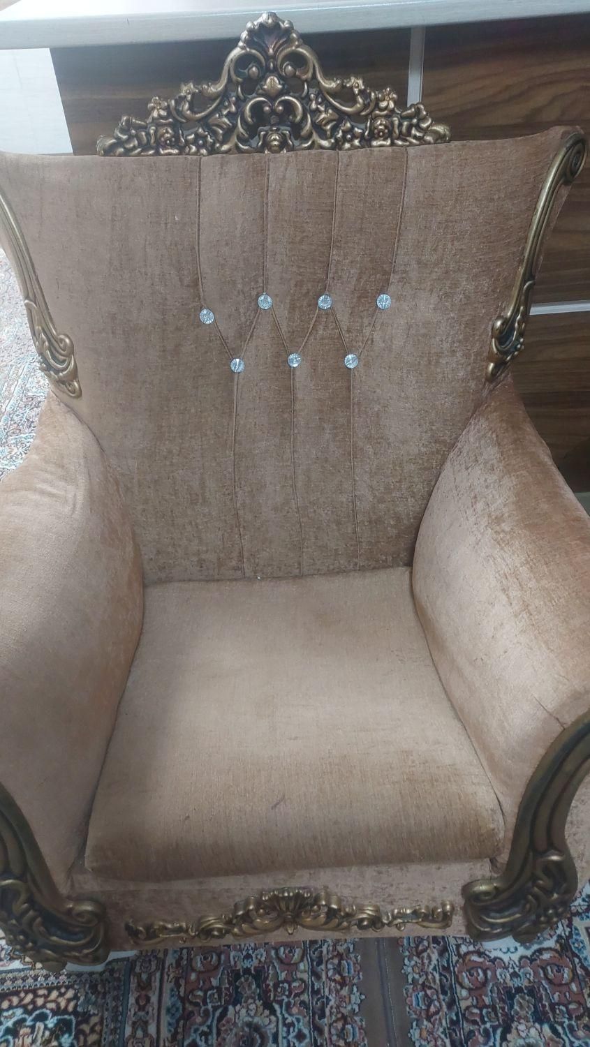 مبل ۷ نفره در حد نو با ۳ عدد میز عسلی|مبلمان خانگی و میز عسلی|تربت جام, فاز ۲ فرهنگیان|دیوار