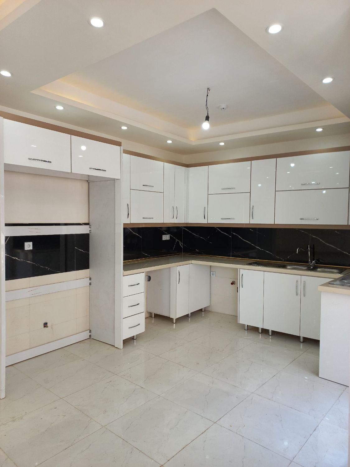 آپارتمان / مسکونی / ۱۴۵متری / استقامت ۱|فروش آپارتمان|رشت, منظریه|دیوار