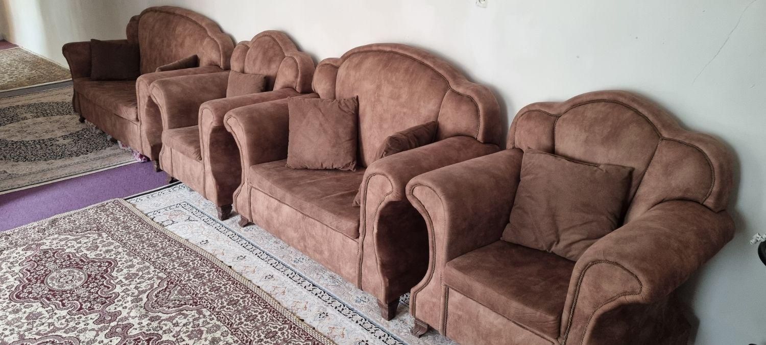 یک دست مبل راحتی ۷ نفره|مبلمان خانگی و میز عسلی|نقده, |دیوار