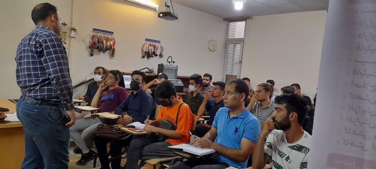 آموزش برق خودرو مکانیک تنظیم موتور نوجوانان|خدمات آموزشی|اصفهان, خانه اصفهان|دیوار