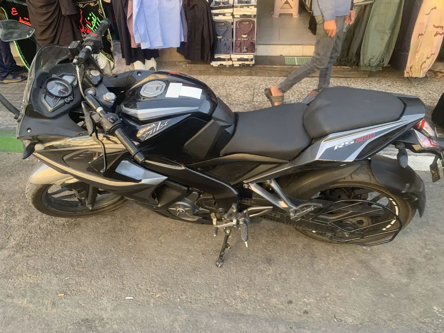 موتور rs200مدل۱۴۰۰|موتورسیکلت|مشهد, نوغان|دیوار