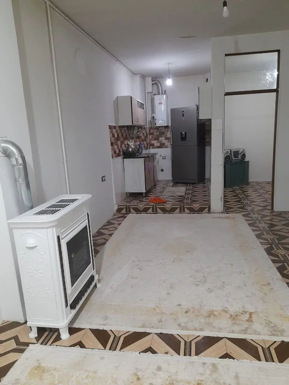 آپارتمان تمیز ویژه مسافرین عزیز|اجارهٔ کوتاه‌مدت آپارتمان و سوئیت|مشهد, کشاورز|دیوار