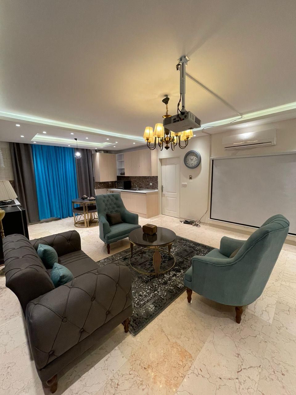 اجاره روزانه/هفتگی .. آپارتمان واحد مبله در بازار|اجارهٔ کوتاهمدت آپارتمان و سوئیت|تهران, مولوی|دیوار