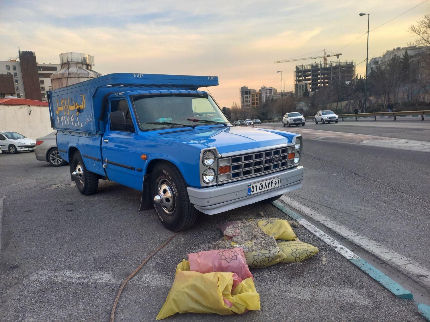 وانت بار کرایه ای تلفنی نیسان اتوبارباربری برگشتی|خدمات حمل و نقل|تهران, پاسداران|دیوار