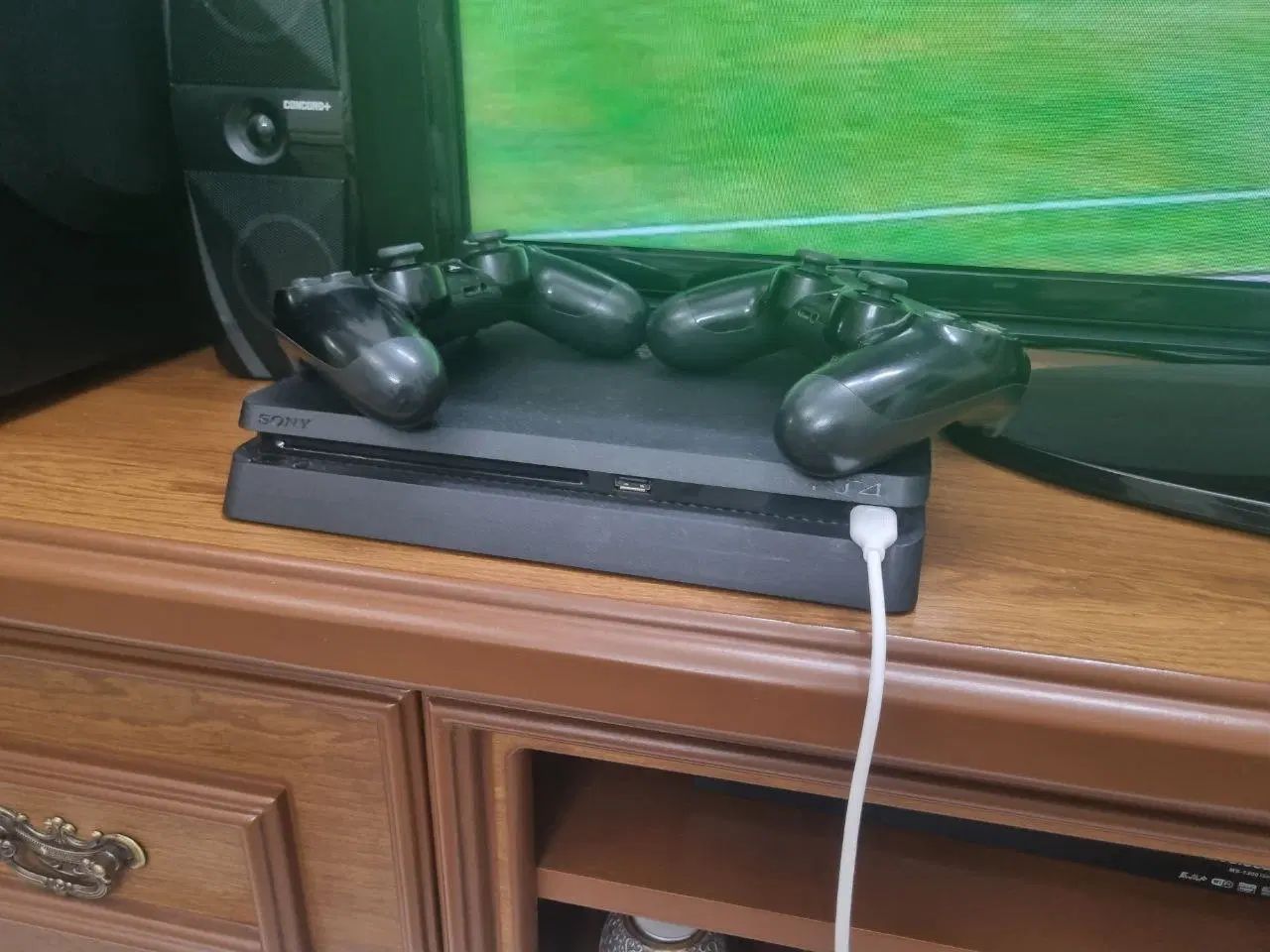 Ps4 slim|کنسول، بازی ویدئویی و آنلاین|تهران, تاکسیرانی|دیوار