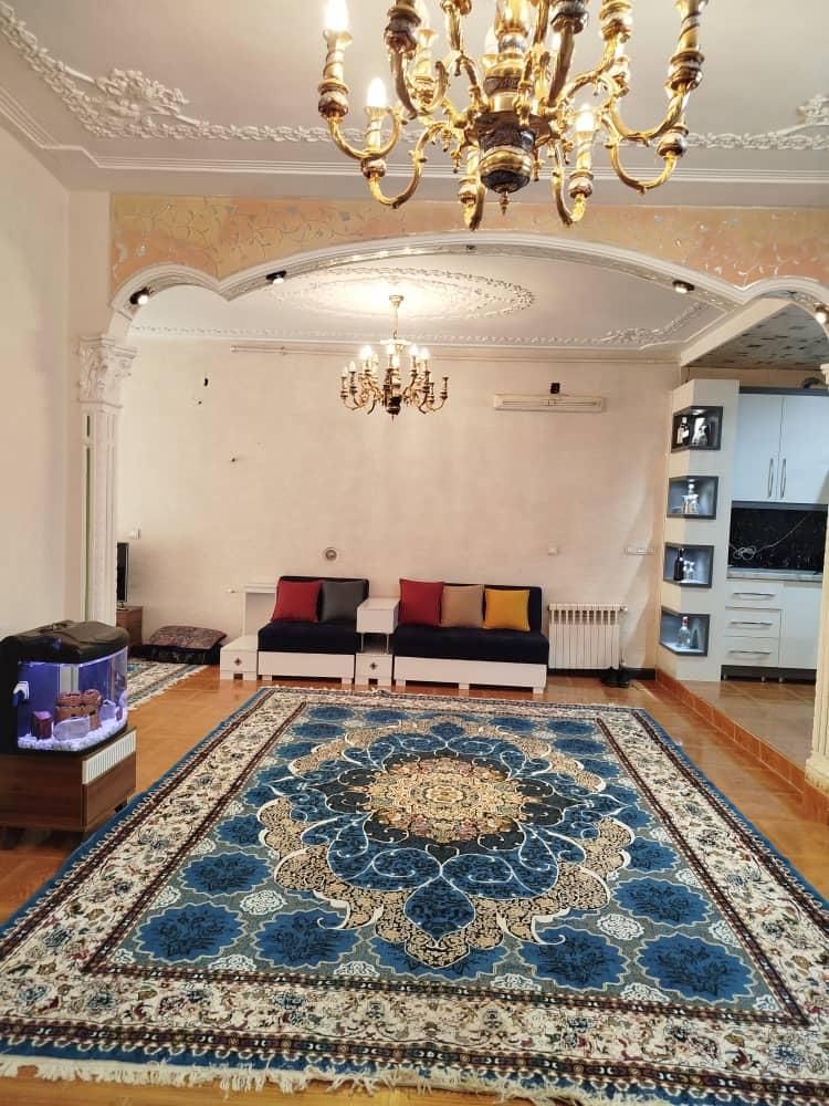 اجاره روزانه/هفتگی/ماهانه ویلایی۲۰۰متر ستارخان|اجارهٔ کوتاهمدت آپارتمان و سوئیت|شیراز, بعثت|دیوار