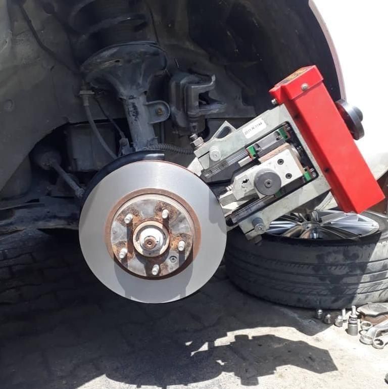 مرکز تخصصی تراش دیسک ترمز روی خودرو(میدان تیر)|خدمات موتور و ماشین|خرم‌آباد, |دیوار