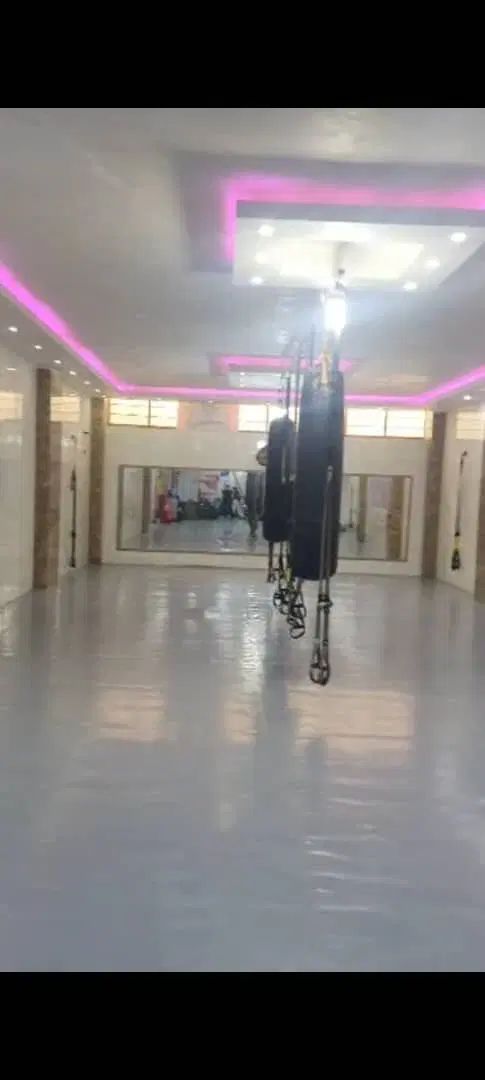مغازه  زیر زمین به مساحت ۱۶۰متر برای باشگاه|اجارهٔ مغازه و غرفه|کرج, کوی امامیه|دیوار