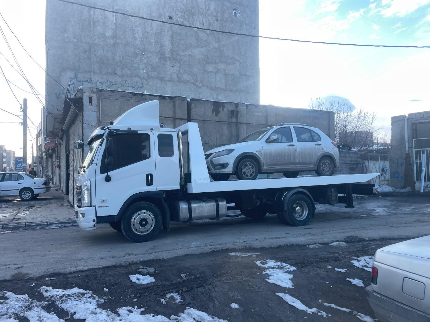 امدادخودرو خودروبر حمل خودرو یدک کش جرثقیل|خدمات حمل و نقل|اردبیل, |دیوار