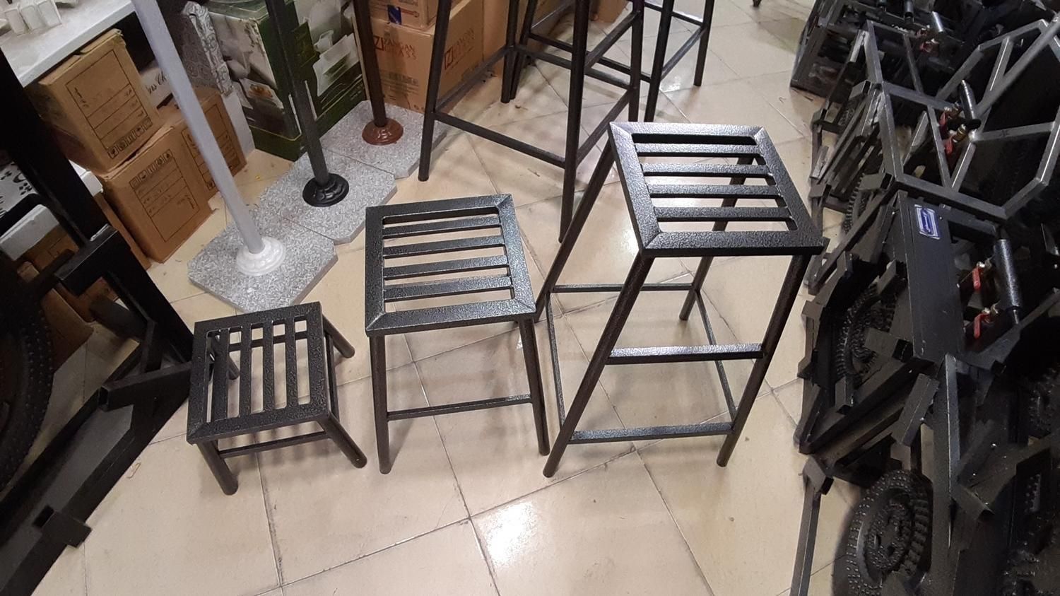 چهارپایه فلزی چهار پایه ۴ پایه ۴پایه|صندلی و نیمکت|مشهد, پنجتن|دیوار