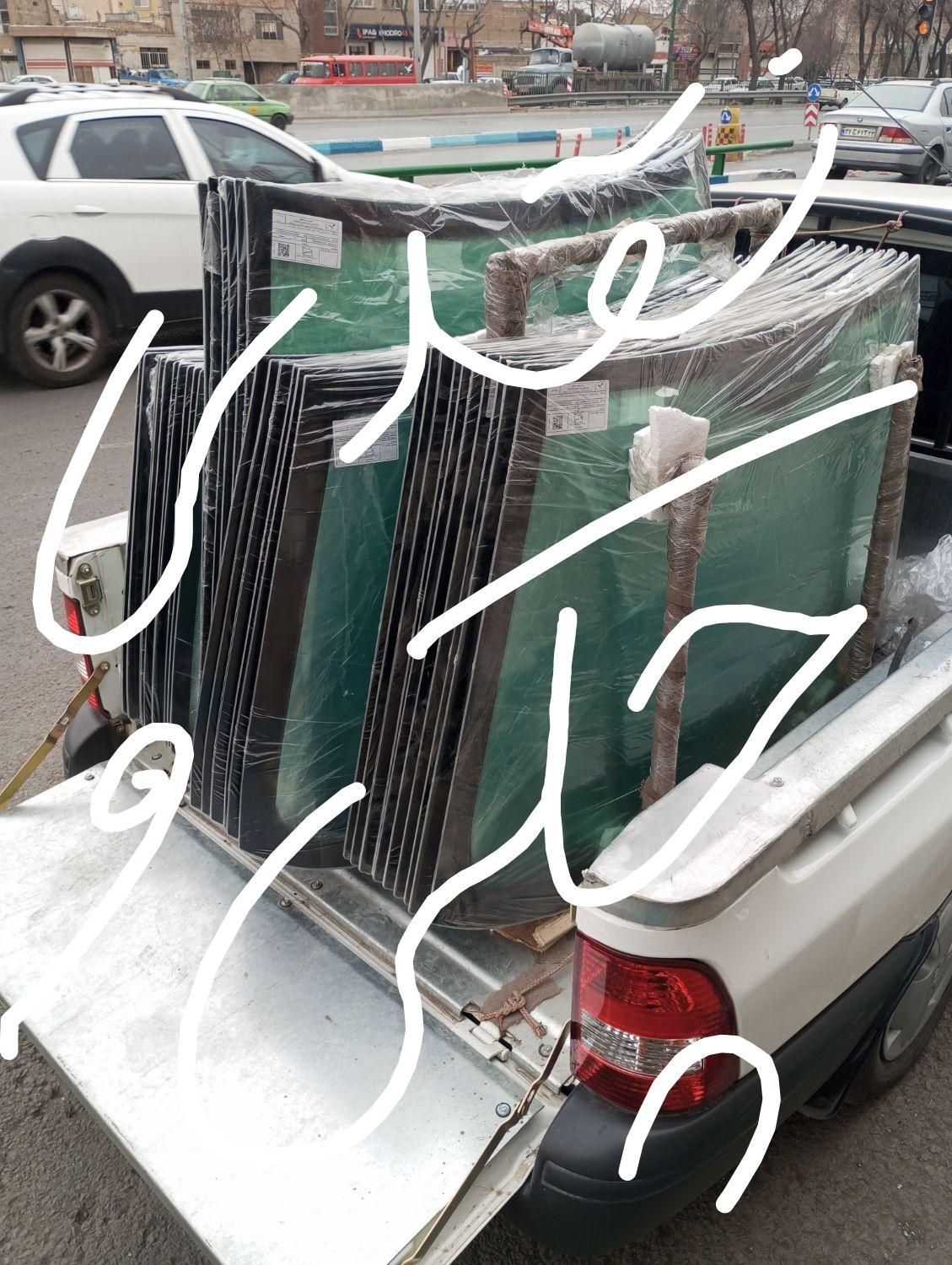 شیشه اتومبیل چ کی و نقدی نو استوک|خدمات موتور و ماشین|اصفهان, لاله|دیوار