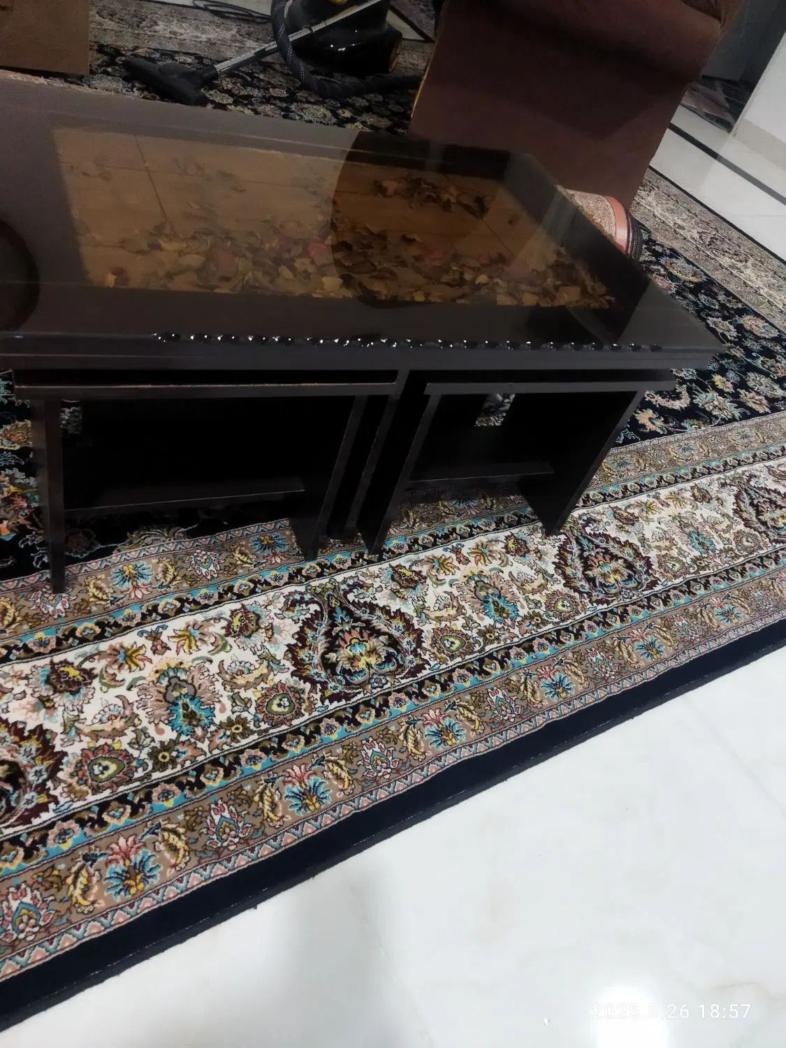 میزوعسلی درحدنوبه دلیل تغییردکوراسیون|مبلمان خانگی و میز عسلی|ایلام, |دیوار