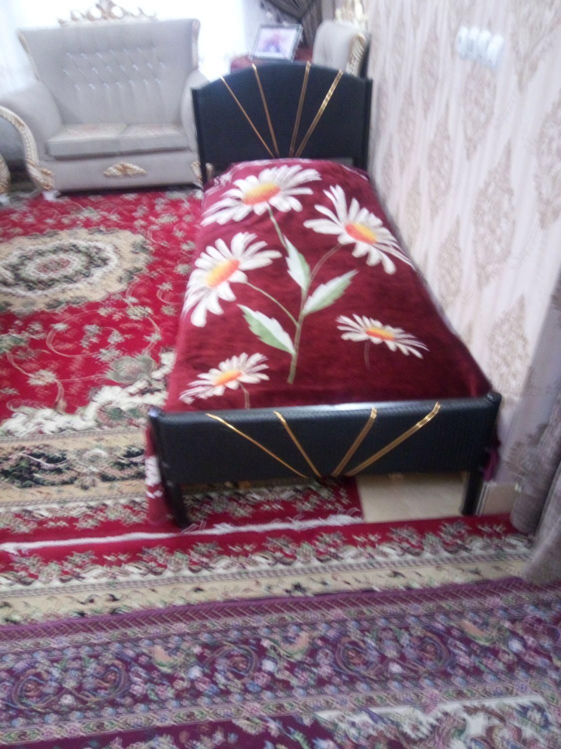 تخت خواب فلزی مدل مروارید|تخت و سرویس خواب|مشهد, رسالت|دیوار