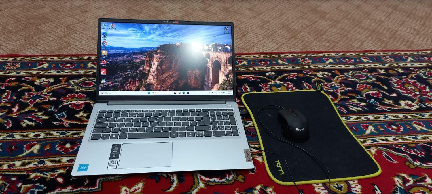 لپ تاپ Lenovo کاملا نو و سالم|رایانه همراه|کاشان, قطب راوندی|دیوار