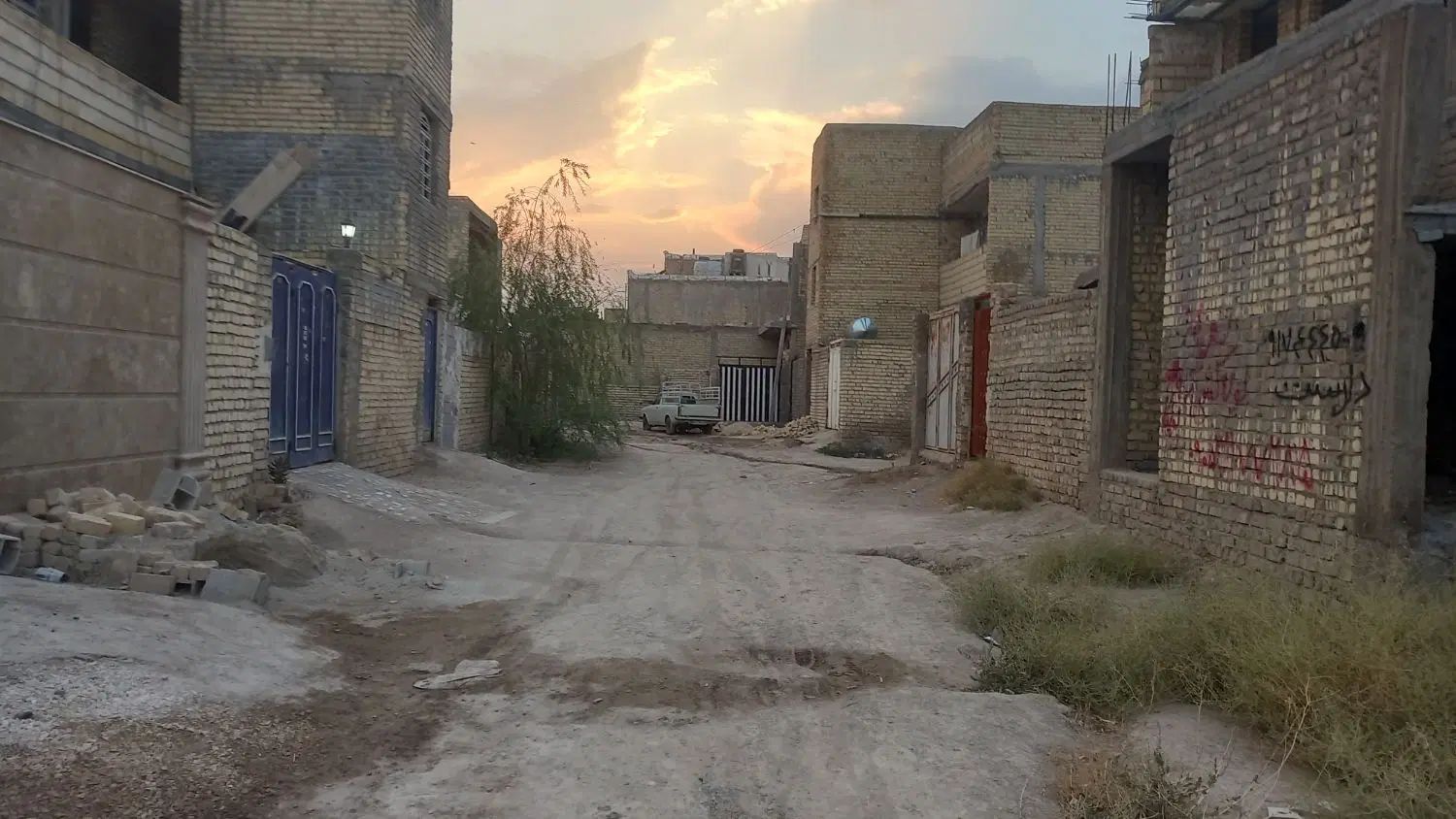 فروش خانه ویلایی ۱۰۰ متری ۲ خوابه در ماه فیروزان|فروش خانه و ویلا|شیراز, ماه فیروزان|دیوار