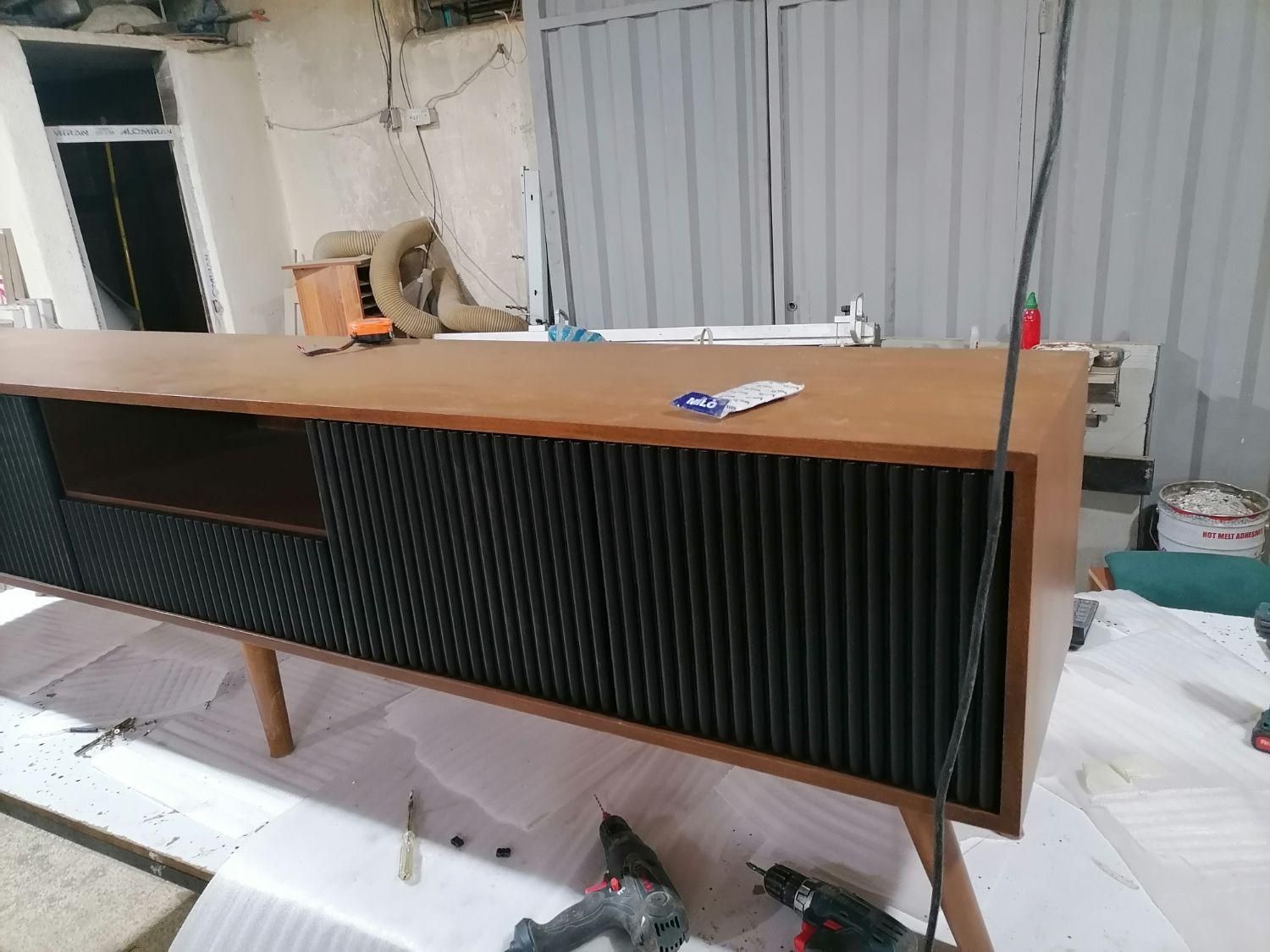 رنگکاری دربهای چوبی.،پاسنگی وصندلی.|خدمات پیشه و مهارت|اسلام‌شهر, ده عباس|دیوار