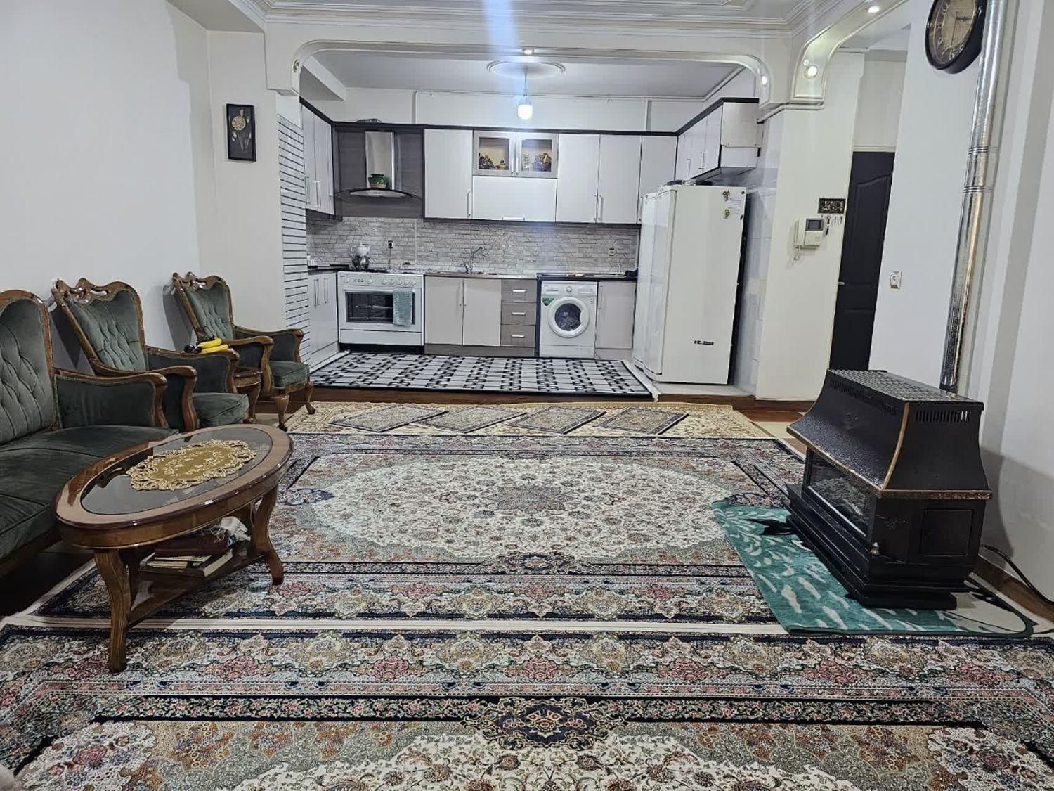 فروش آپارتمان ۹۰متری ۱۶متر سعدی مسکن الماس|فروش آپارتمان|کرج, خرمدشت|دیوار