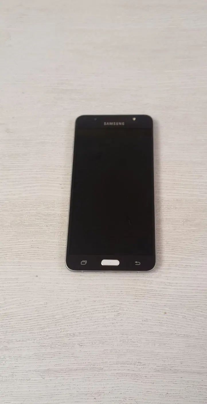 سامسونگ Galaxy J7 (2016) با حافظهٔ ۱۶ گیگابایت|موبایل|کرمانشاه, |دیوار