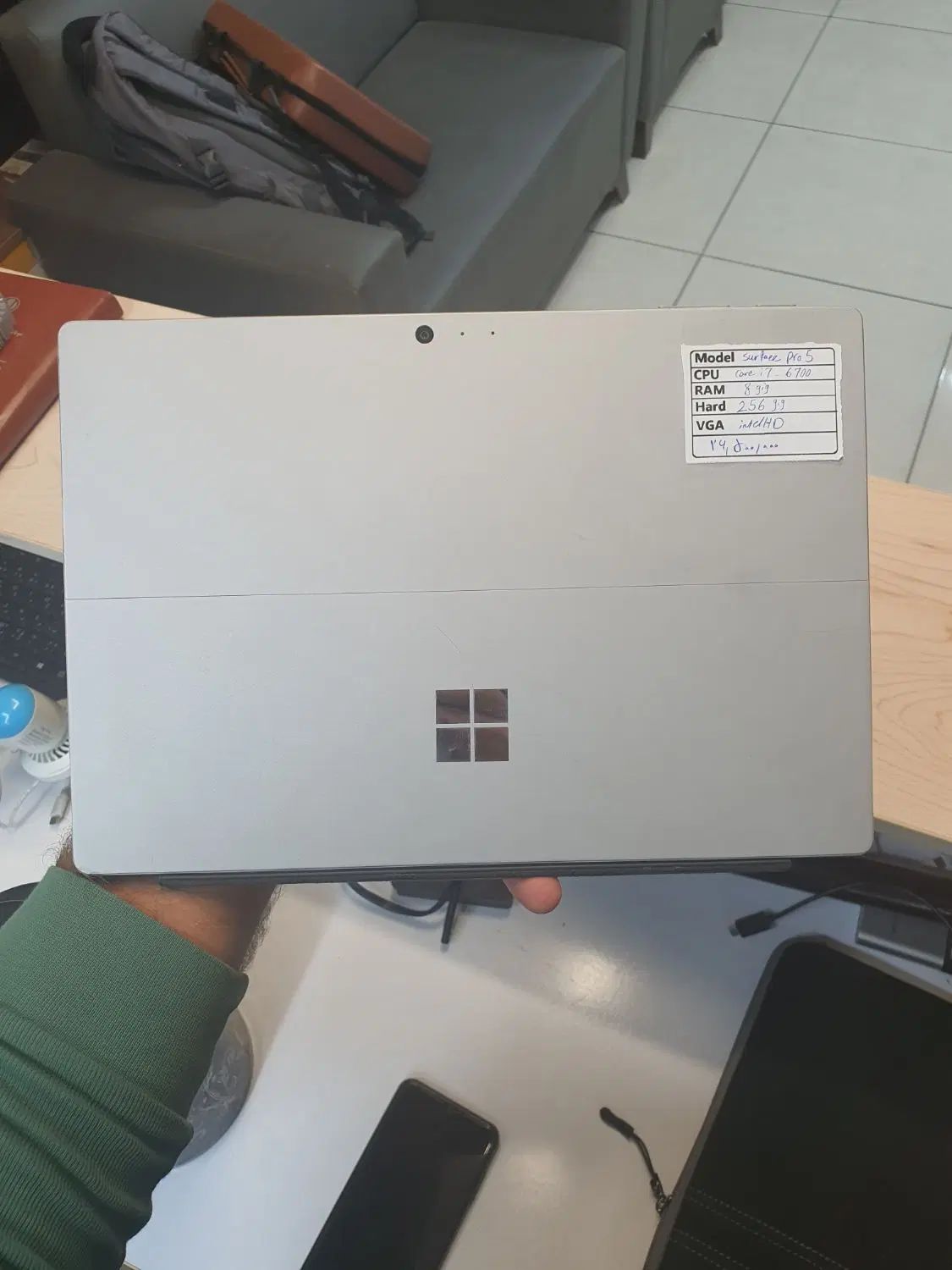 surface pro 5 تمیز|رایانه همراه|همدان, |دیوار