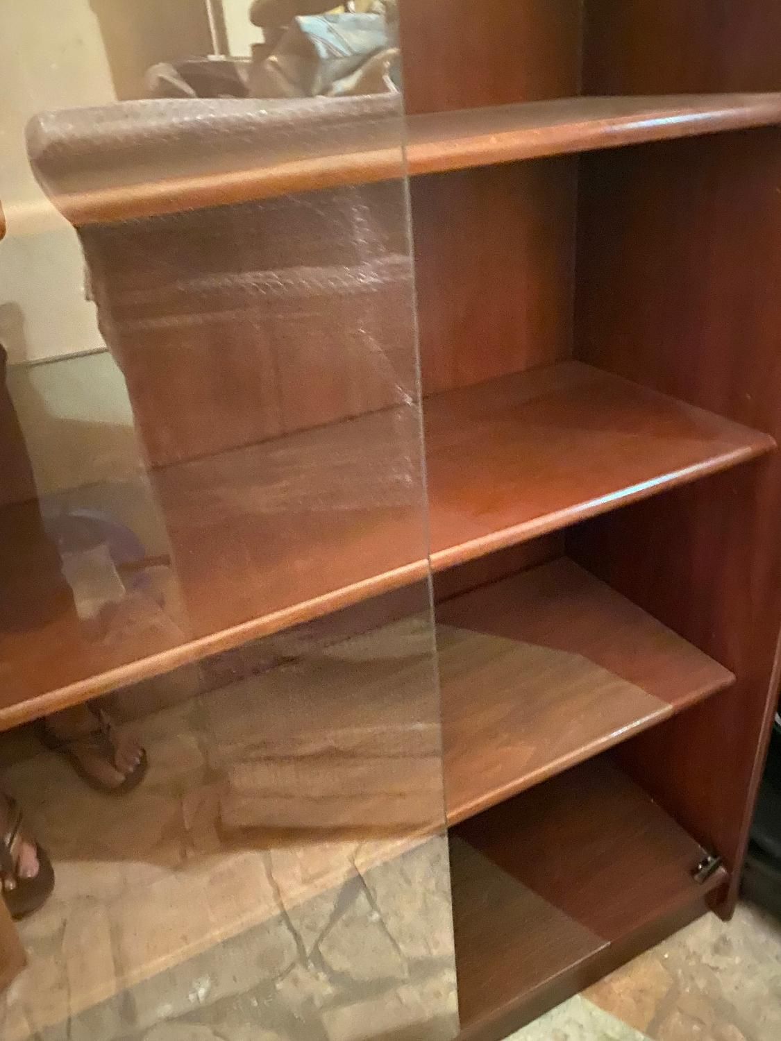 کتابخانه از جنس چوب به ابعاد 1.30 در 80|کتابخانه، شلف، قفسه‌های دیواری|تهران, هروی|دیوار