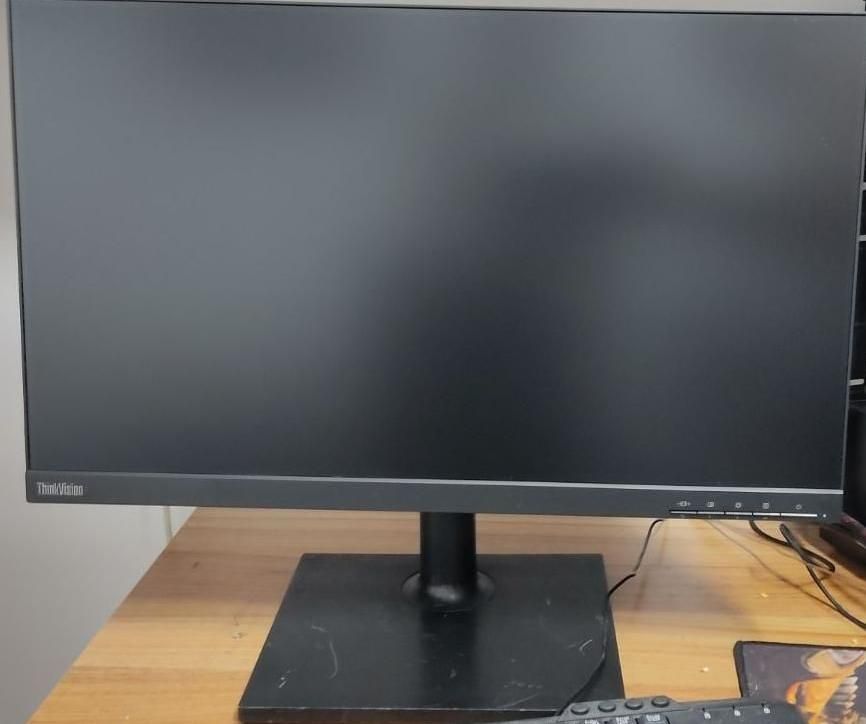مانیتور ۲۴اینچ لنوو مدل thinkvision|قطعات و لوازم جانبی رایانه|قم, سالاریه|دیوار