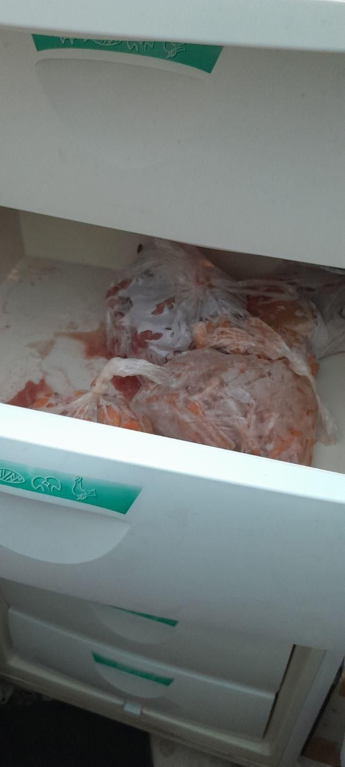 سلام یک عدد فریزر کار کرده فارس  ۸ کشوی|یخچال و فریزر|قم, شهر قائم|دیوار