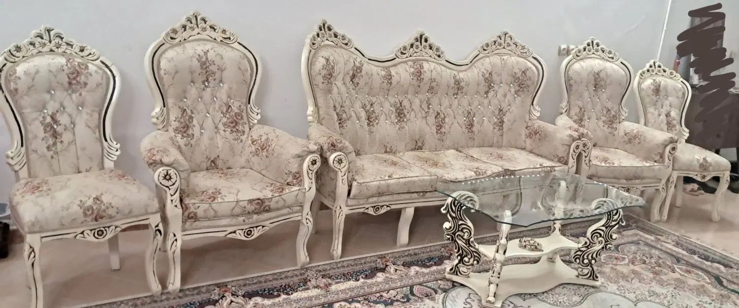 مبل ۹ نفره سلطنتی|مبلمان خانگی و میز عسلی|مشهد, حسابی جنوبی (شهرک غرب)|دیوار