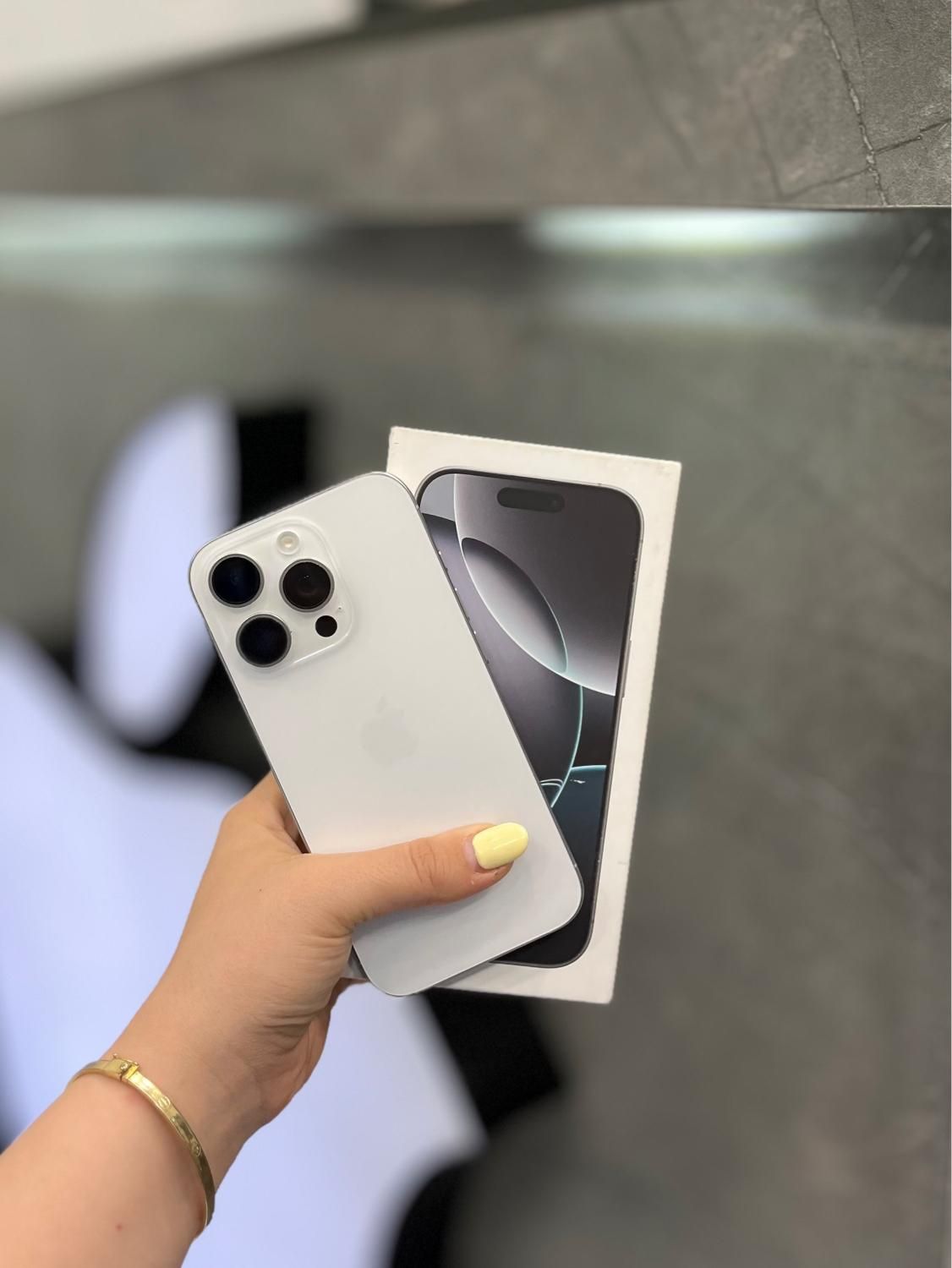 اپل iPhone 16 Pro با حافظهٔ ۲۵۶ گیگابایت|موبایل|کرج, گلشهر|دیوار