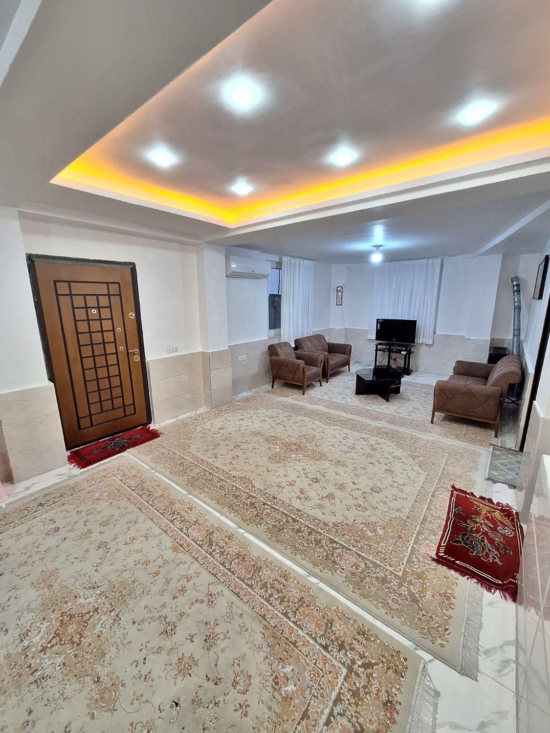 ویلا تمیز نوساز|اجارهٔ کوتاه‌مدت ویلا و باغ|فومن, |دیوار