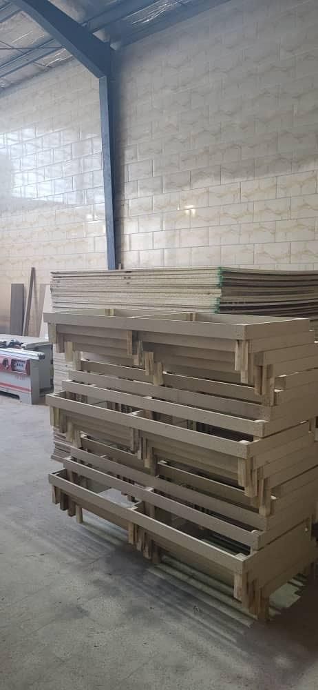 کفی تخت و ورق زیرپالتی|تخت و سرویس خواب|شیراز, وصال|دیوار