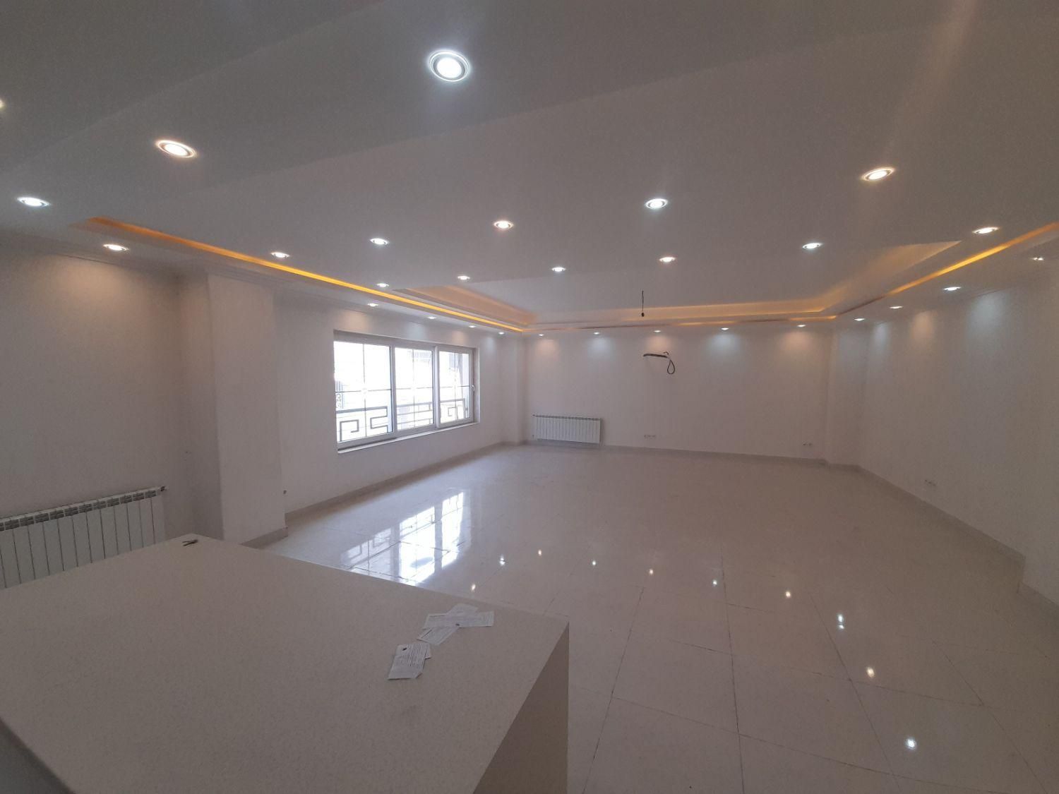 ۴خواب بزرگ تکواحد/ ۲۲۵متر / بلوار معلم / ملکوتیان|فروش آپارتمان|رشت, استادسرا|دیوار