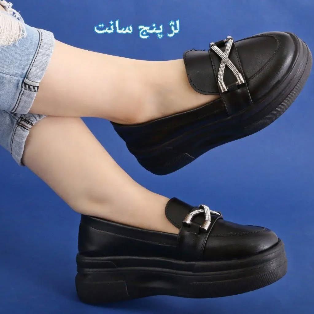 کفش کالج با لژ پنج سانت ، مشکی فقط سایز۳۷ قیمت ۳۸۰|کیف، کفش، کمربند|شیراز, تحویلی|دیوار