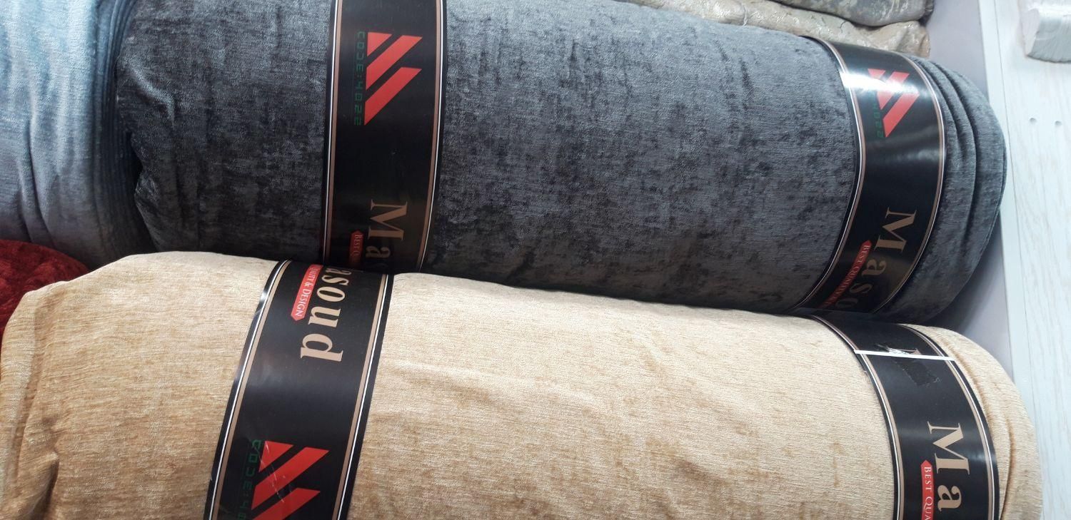 مخمل اعلا با عرض ۳متر رنگبدی کامل گرم بالا|پرده، رانر، رومیزی|قم, زاویه|دیوار