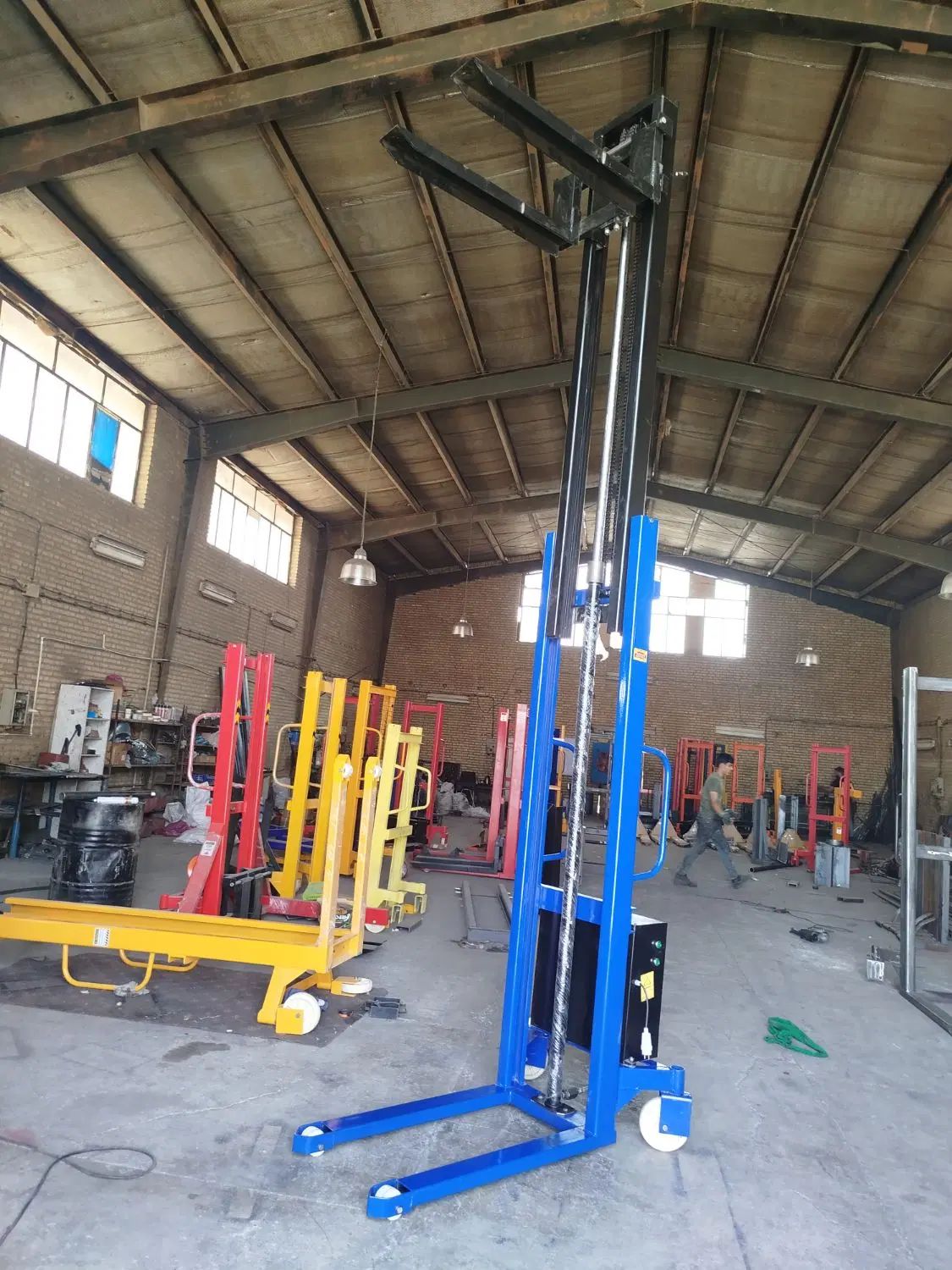 استاکر دستی برقی شارژی   بالابر|ماشین‌آلات صنعتی|تهران, آذری|دیوار