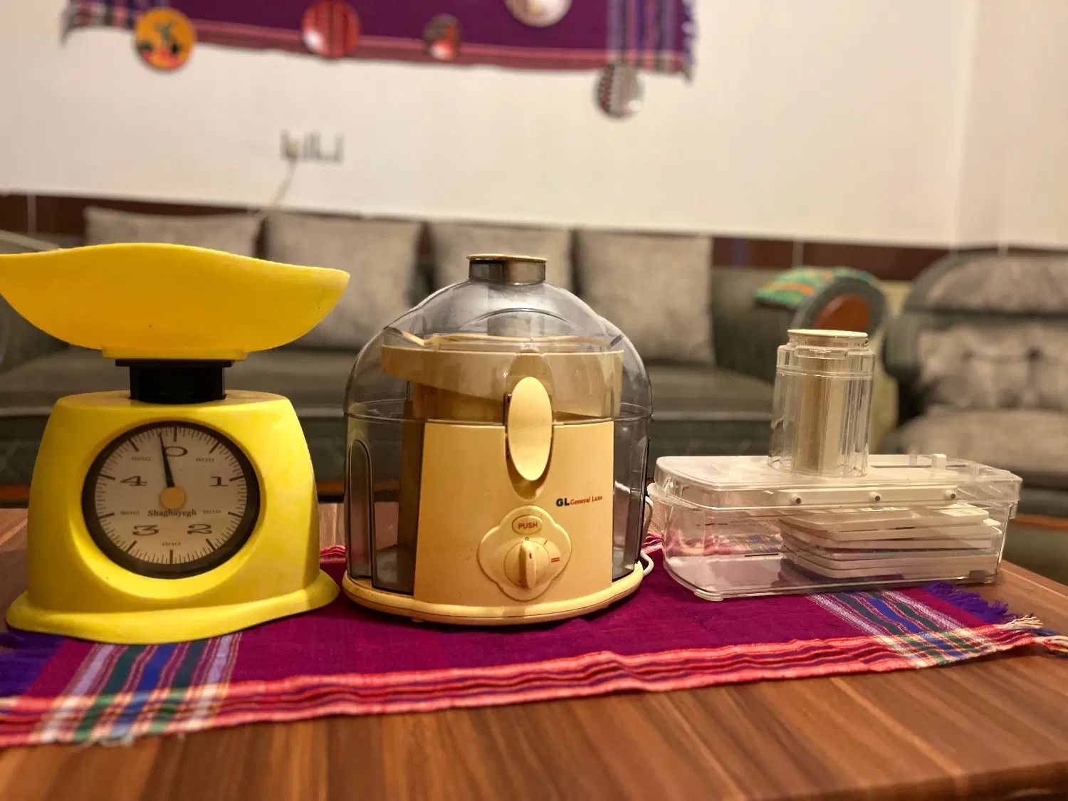 آبمیوه گیری جنرال لوکس و ترازو و رنده نایسر‌دایسر|سایر لوازم برقی|گرگان, |دیوار