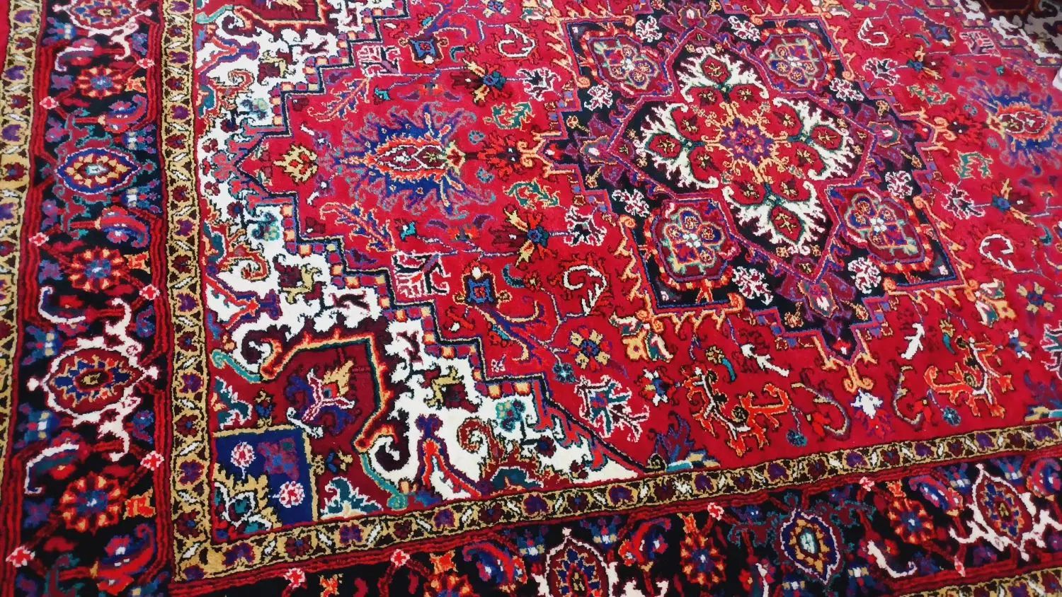 فرش دستباف نقشه تاجری|فرش|تبریز, |دیوار