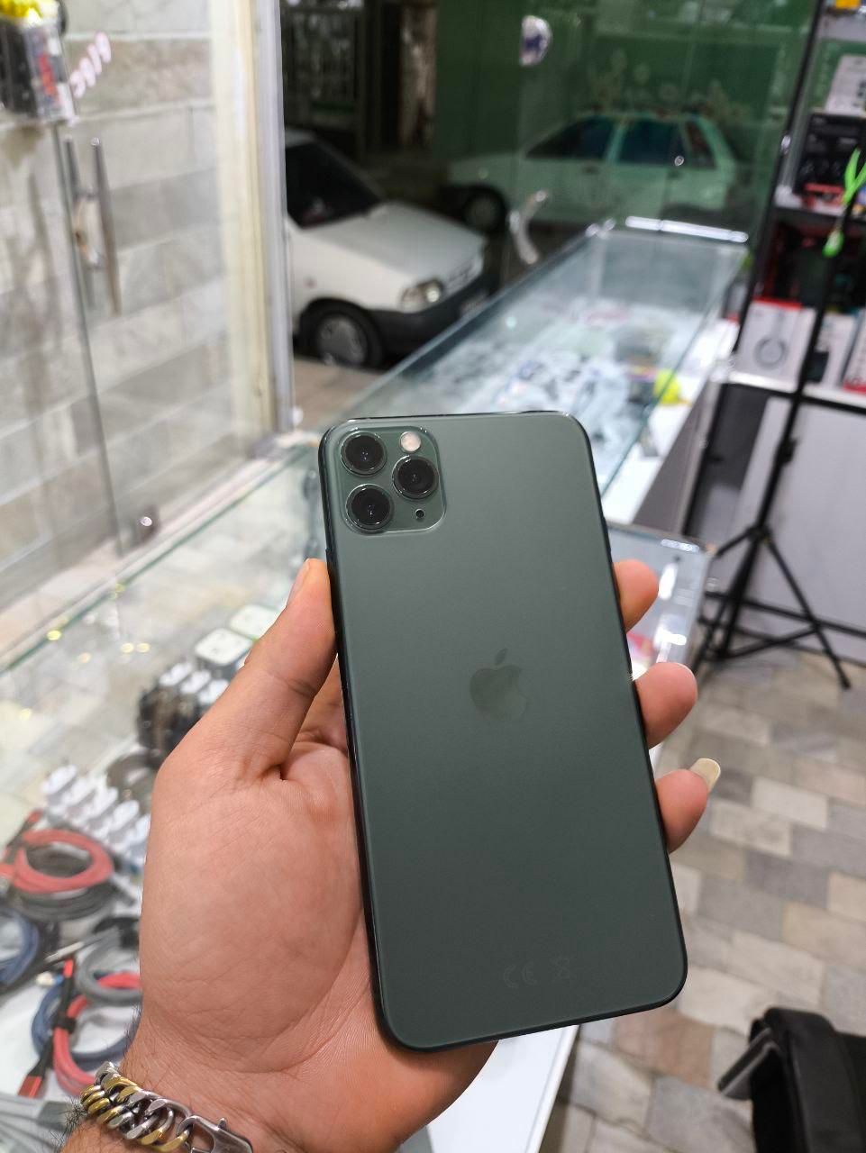 اپل iPhone 11 Pro Max با حافظهٔ ۲۵۶ گیگابایت|موبایل|تهران, قیام‌دشت|دیوار