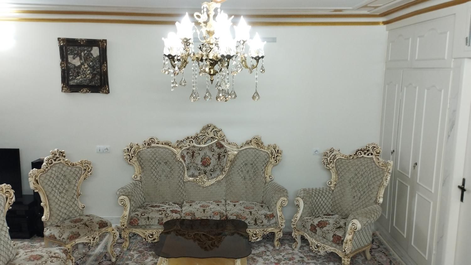 مبل سلطنتی 9نفره|مبلمان خانگی و میز عسلی|نسیم‌شهر, |دیوار