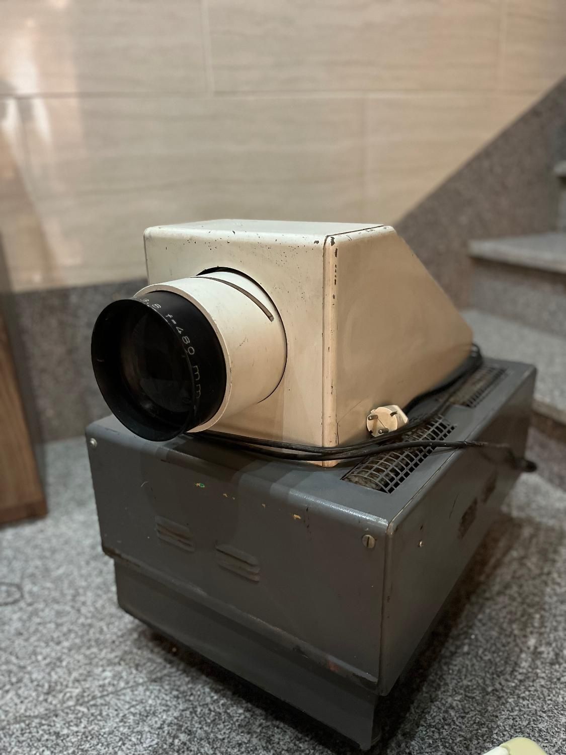 دستگاه پروژکتور اوپک نقاشی liesegang|تلویزیون و پروژکتور|تهران, امامت|دیوار