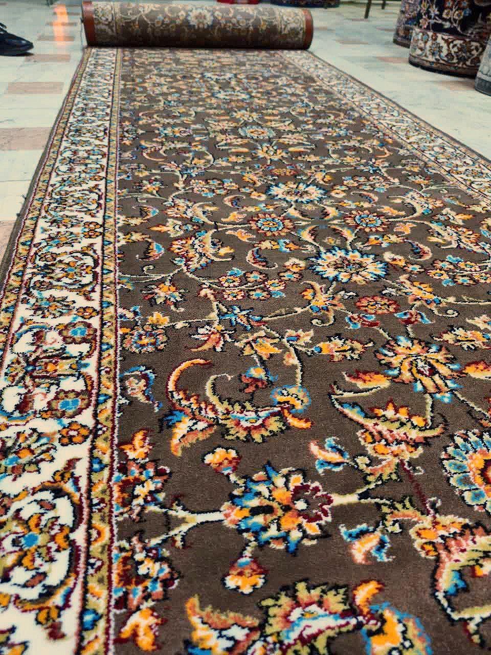 کناره فرش۷۰۰شانه اصلی گردویی وسرمه ای تاعرض۲متر|فرش|قم, نیروگاه|دیوار