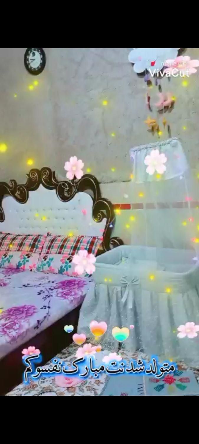 تخت خواب دونفره درحد نو همراه تشک اصلی رویال|تخت و سرویس خواب|خاش, |دیوار