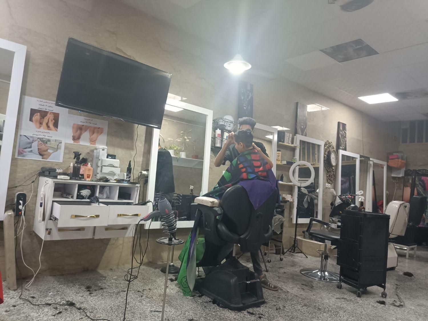 چهل روز آرایشگرشو و مدرک بگیر|خدمات آموزشی|اردکان, |دیوار